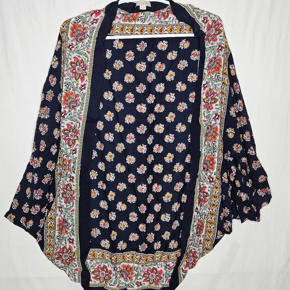 Loft Size M/L Kimono Floral Print 100% Viscose Lightweight Coverup